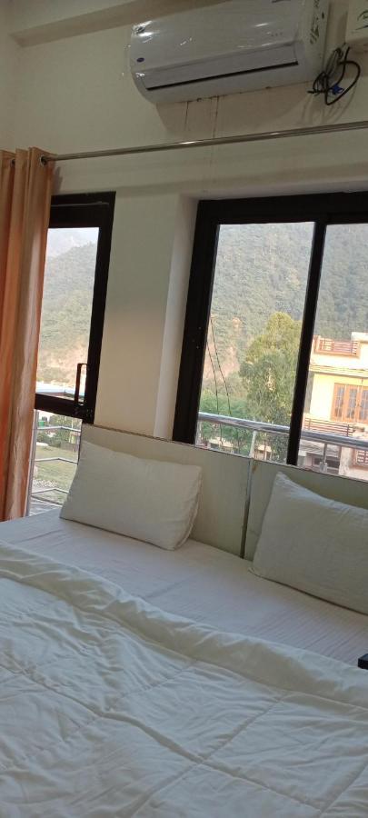 Ananta Residency Hotel Rishikesh Bagian luar foto