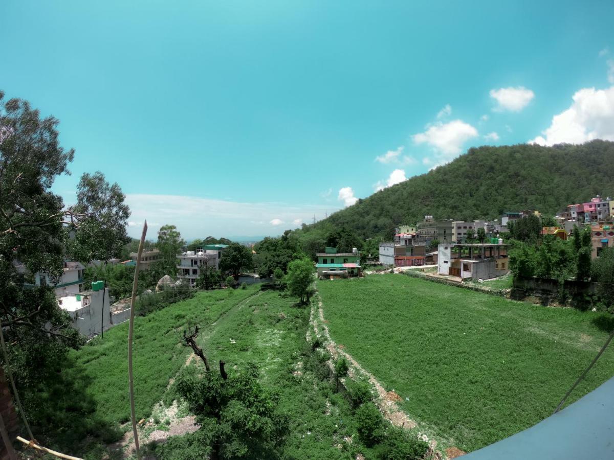 Ananta Residency Hotel Rishikesh Bagian luar foto